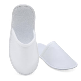 Juvale slippers inside travel bag showing portability benefit