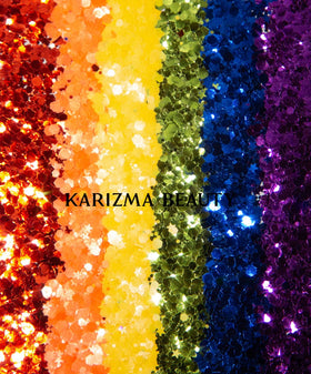 KARIZMA close-up of chunky flakes and heart accents highlighting texture and shine
