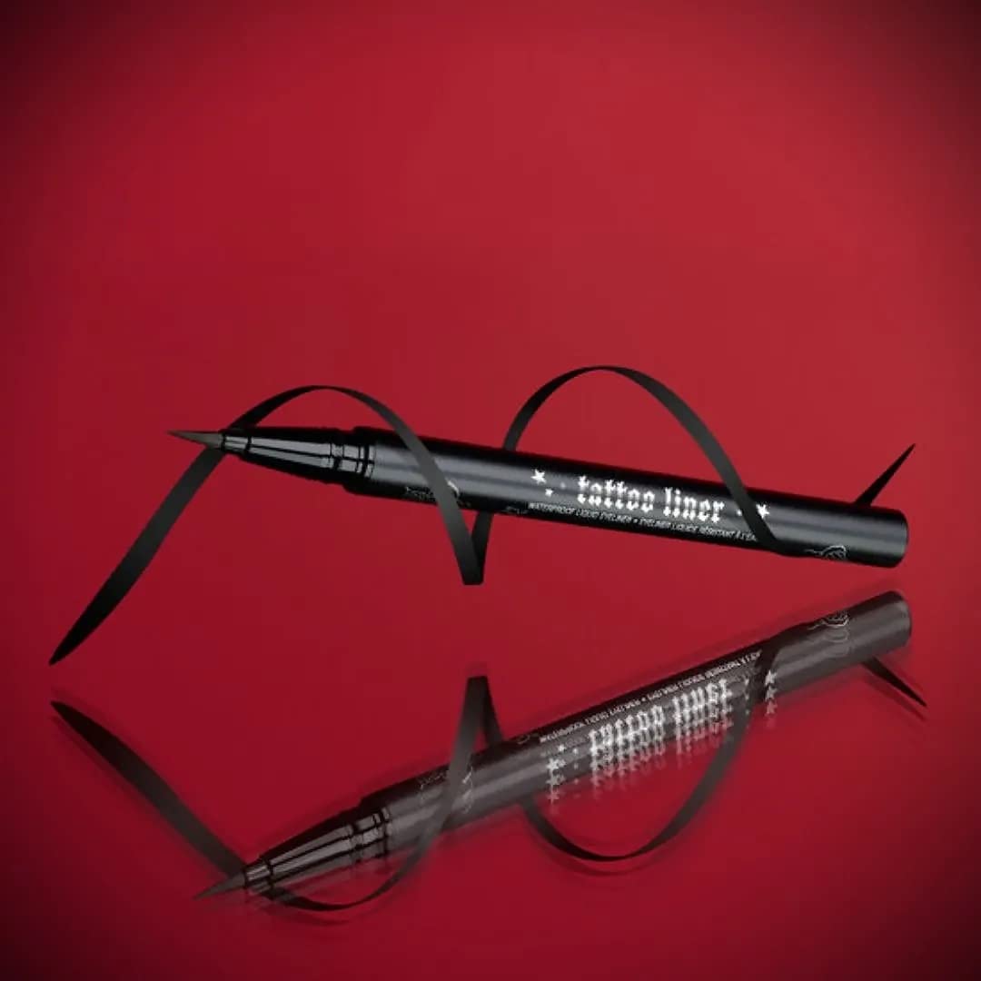 Kat Von D liner nib close-up demonstrating fine tip for precise lines