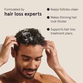 Keeps shampoo lather texture on fingers showing rich foaming action