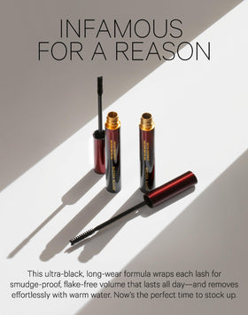 Kevyn Aucoin brush close-up detail separates lashes cleanly