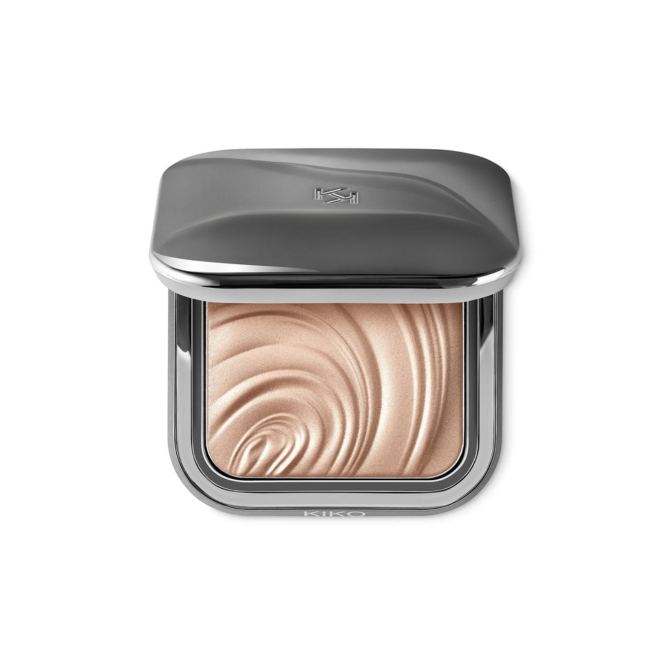 KIKO Milano front compact shot showing product and sleek packaging for easy carry