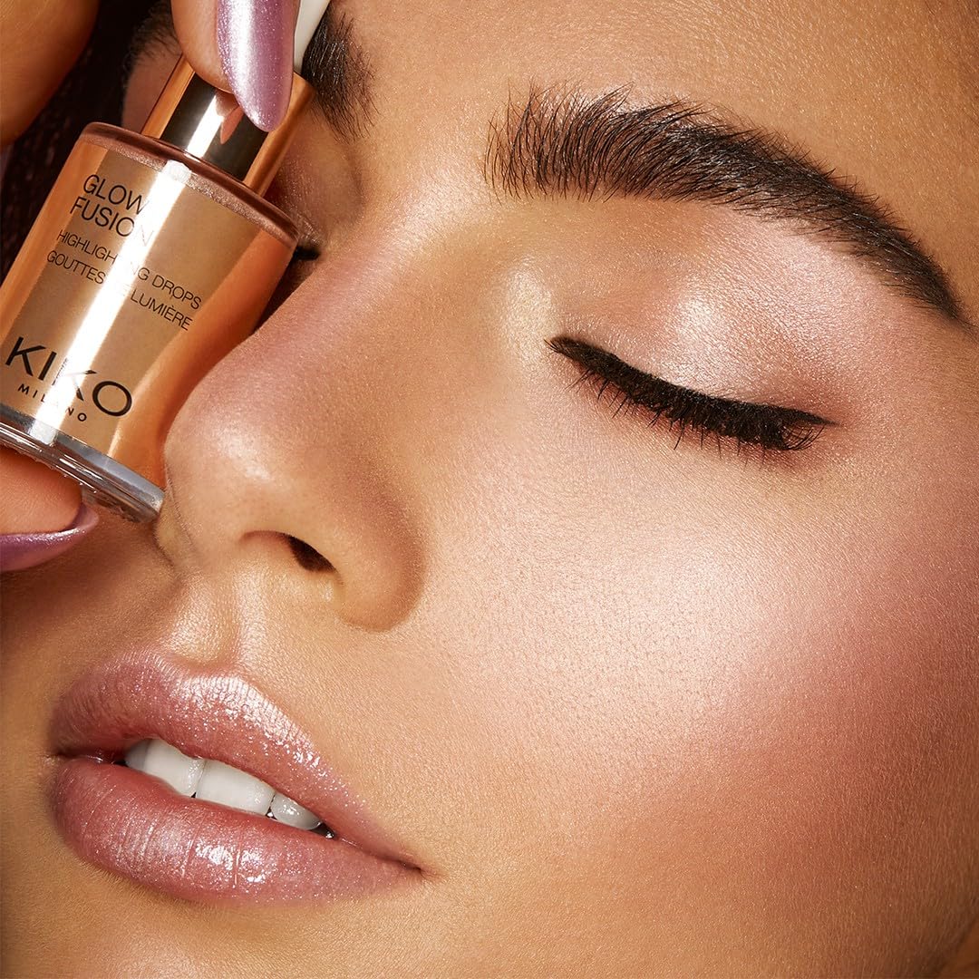 KIKO Milano product being dabbed on cheekbone demonstrating blendable glow