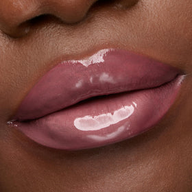 Kiko Milano on model in evening setting illustrating long-lasting wear