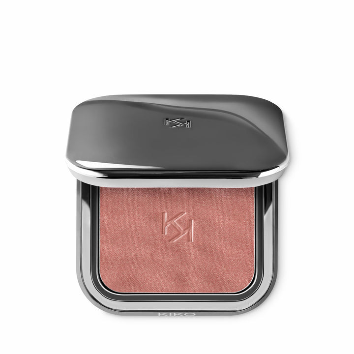 KIKO Milano compact front view showing shade and travel-friendly mirror benefit