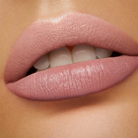 Kiko Milano lipstick applied on lips demonstrating precise application and comfort