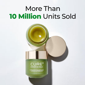 Kim Jeong Moon Aloe open jar texture close-up revealing creamy consistency