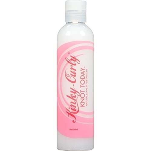 Kinky Curly in-use detangling scene showing improved comb glide and reduced pulling