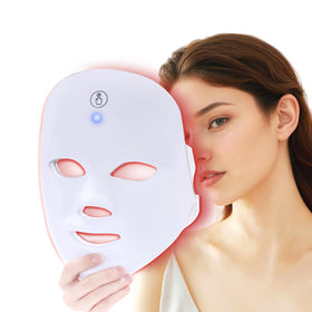 KNNKNN front view of LED mask showing full face coverage and cordless convenience