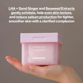 Knours close-up pad texture saturated with exfoliating serum