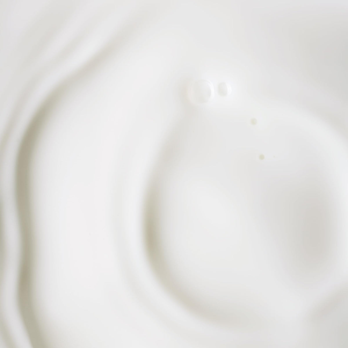 KORA Organics label close-up highlighting certified organic and cruelty-free benefits