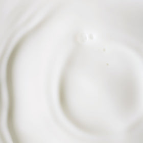 KORA Organics label close-up highlighting certified organic and cruelty-free benefits