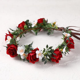 KorViSHOW rose crown detail of band material showing smooth wrap for scalp comfort