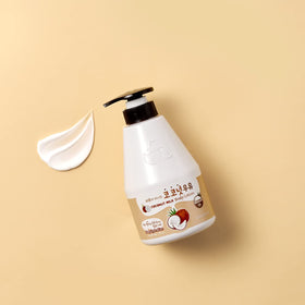 KWAILNARA on a bathroom shelf in lifestyle setting showing daily routine fit