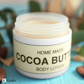Kyabo used in homemade lip balm illustrating smooth finish and moisturizing benefit