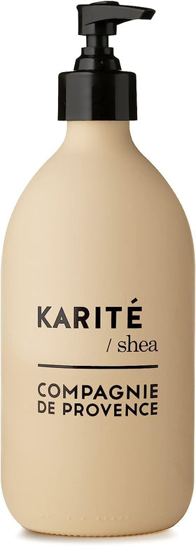 La Compagnie de Provence creamy lather close-up illustrating gentle, nourishing foam