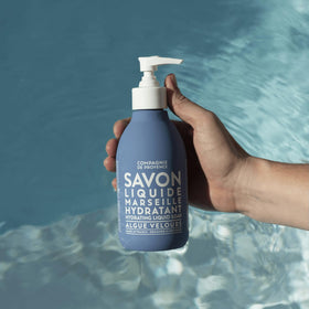 La Compagnie de Provence pump dispensing soap illustrating easy, hygienic use