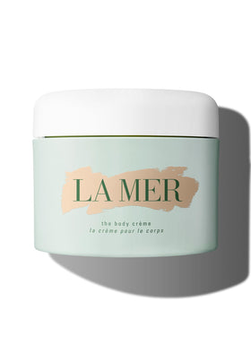 La Mer jar front view showing label and luxury packaging benefit moisture