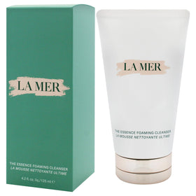 La Mer poured on hand showing amount control and smooth application