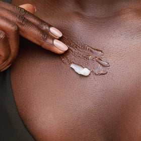 LaLicious label close-up highlighting key ingredients and nourishing benefits