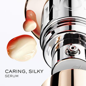 Lancôme Absolue Longevity MD applied on hand demonstrating silky absorption and hydration