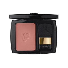 Lancôme compact front view showing shade 319 Sheer Amoureuse and deluxe finish benefits