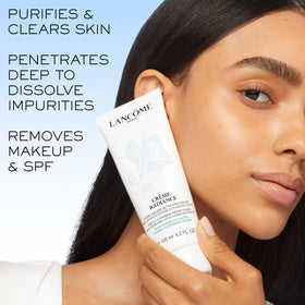 Lancôme in use removing waterproof mascara with minimal rubbing benefit
