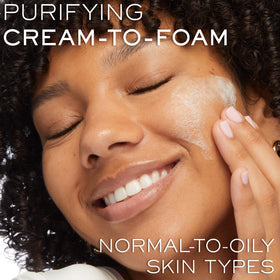 Lancôme texture close-up cream-to-foam showing gentle cleansing action