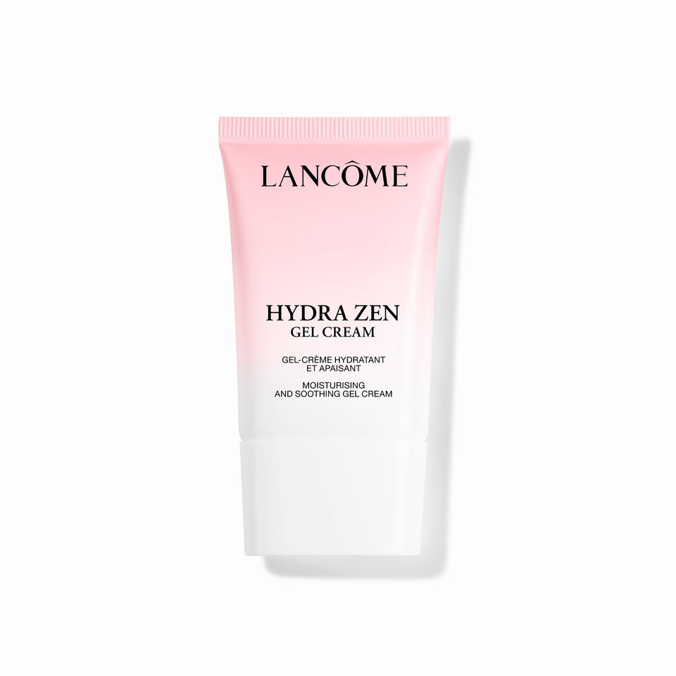 Lancôme front jar view showing product branding and compact size benefit