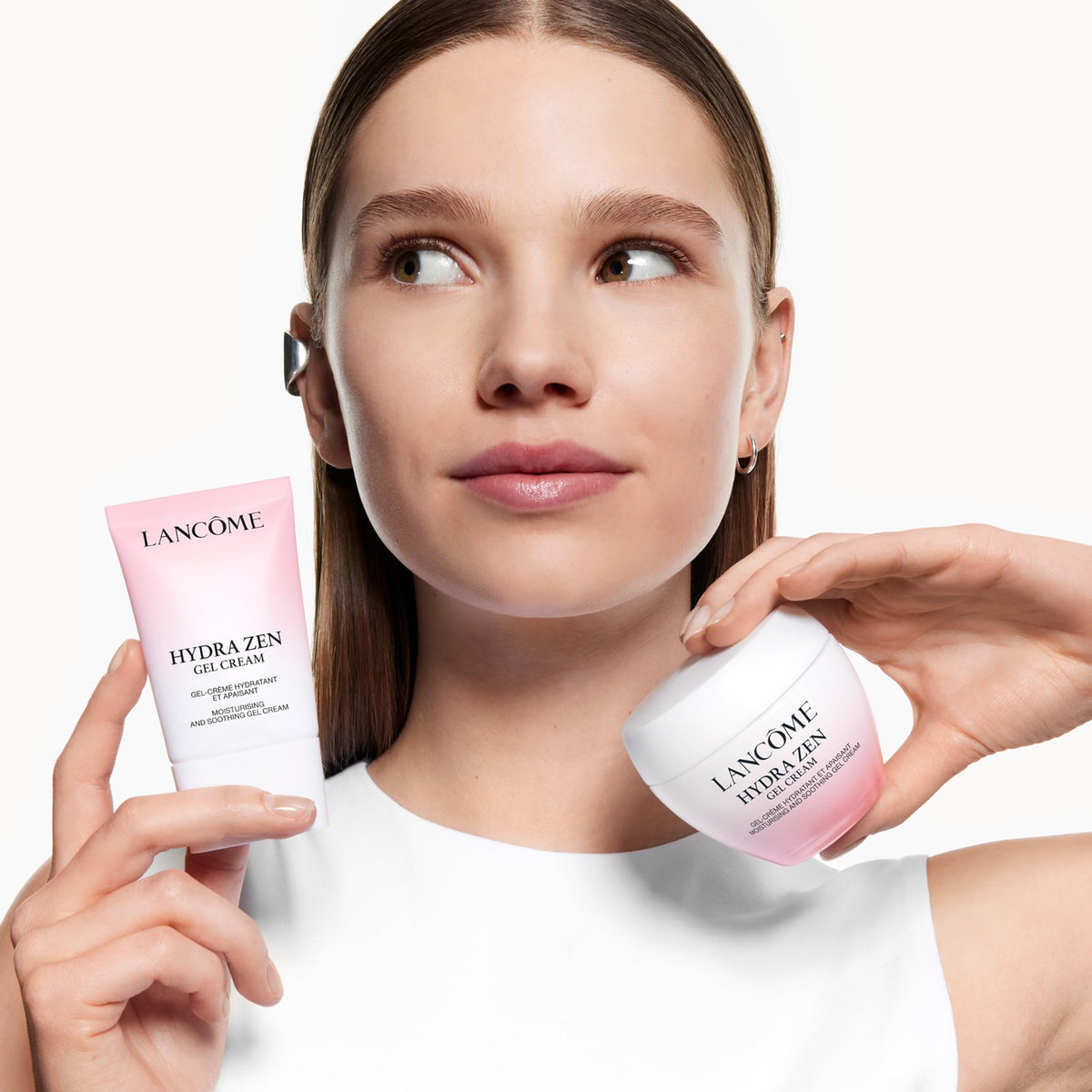 Lancôme under makeup application showing smooth base for foundation