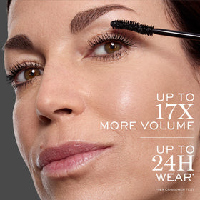 Lancôme close-up of brush bristles highlighting clump-free separation