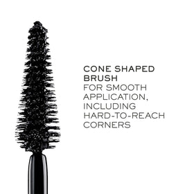 Lancôme on model eye closeup displaying lifted, fanned lashes for wide-eye effect