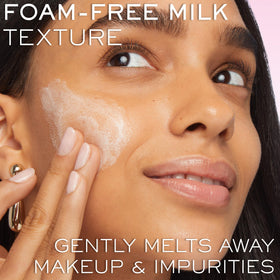 Lancôme creamy milky texture close-up demonstrating soft application
