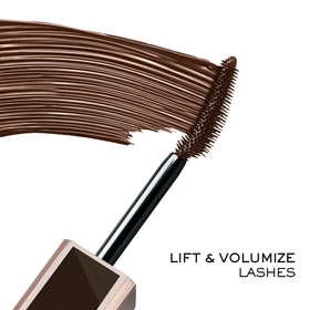Lancôme Lash Idôle brush close-up revealing curved micro-bristles for precise lash separation