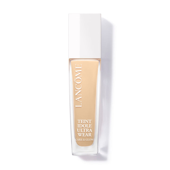 Lancôme bottle front view showing packaging and foundation shade benefit