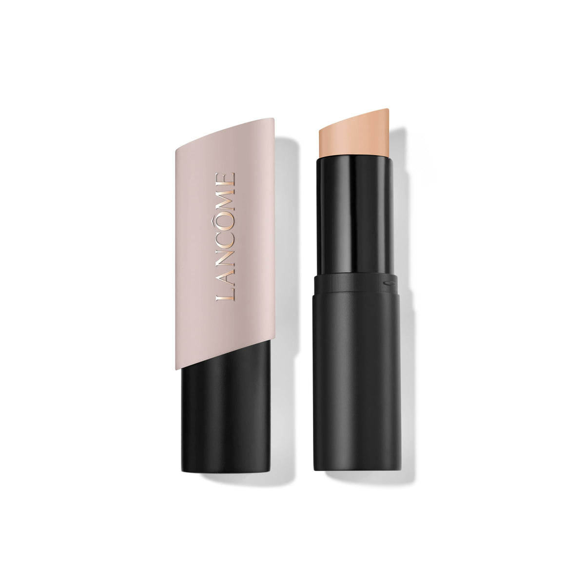 Lancôme Teint Idole stick front packaging showing sleek tube and branding, easy storage benefit