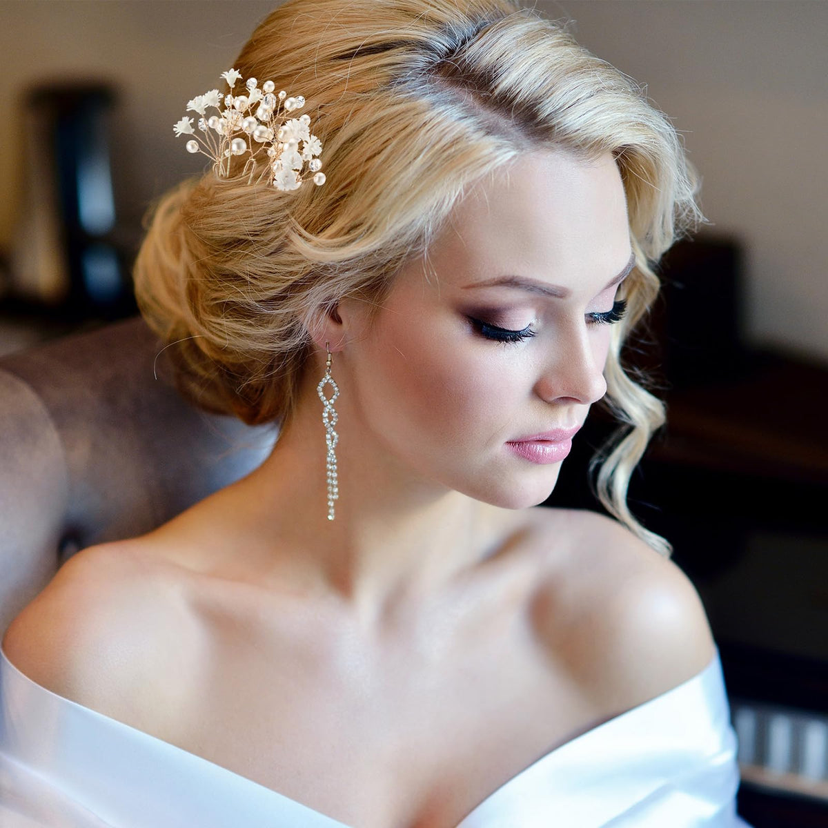 Landical bride wearing pins in soft waves showing how they enhance wedding hairstyles