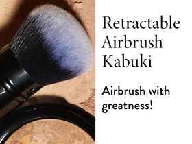 LAURA GELLER NEW YORK dense brush bristles close-up for flawless blending benefit