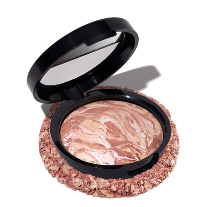 LAURA GELLER compact front showing product logo and sleek case, easy travel