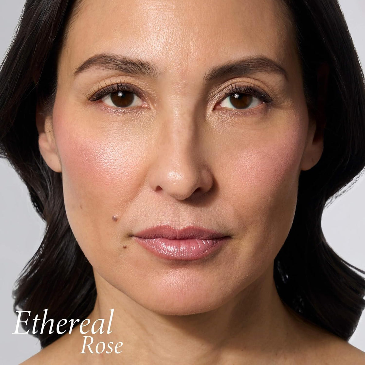 LAURA GELLER powdered swirl demonstrating buildable pigment and soft satin glow