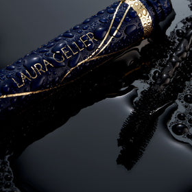 LAURA GELLER NEW YORK mascara waterproof test image resists moisture, showing lasting hold benefit