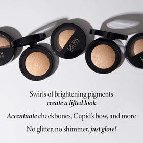 LAURA GELLER NEW YORK open compact revealing mirror for on-the-go touch ups