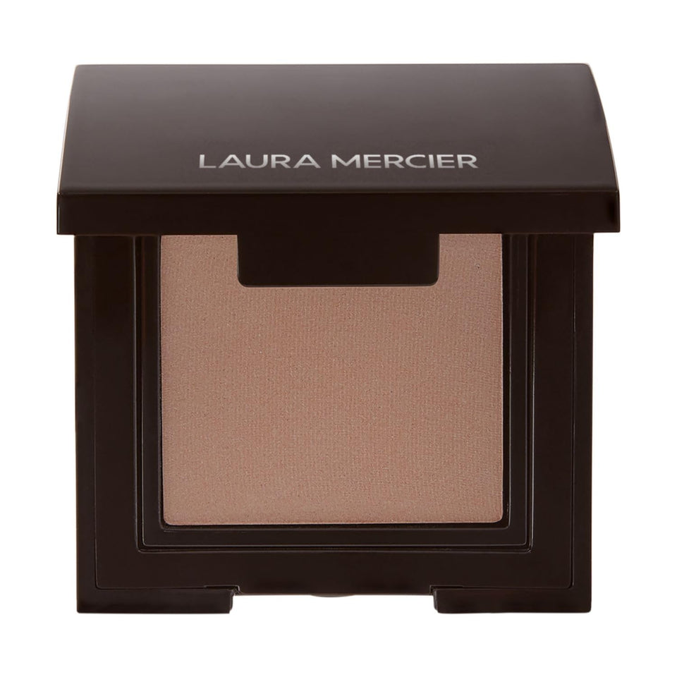 Laura Mercier front pan view showing Café Au Lait shade and wearable neutral finish