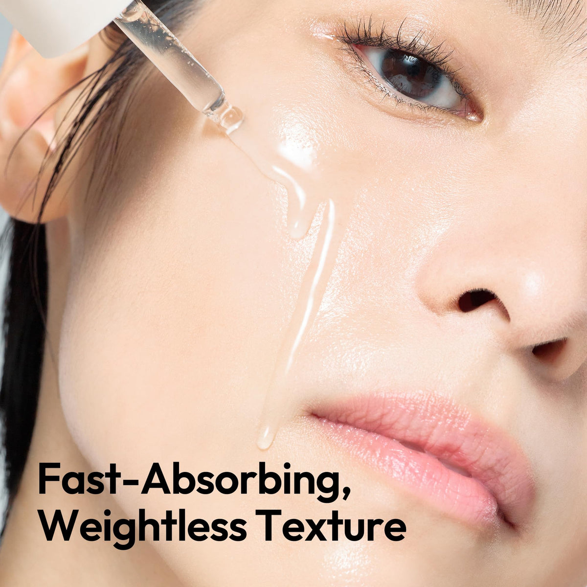 LAYERLAB close-up of label revealing key ingredients and formulation benefit