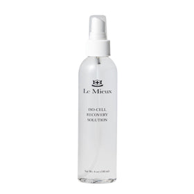 Le Mieux IsoCell front bottle showing clean packaging and soothing benefit