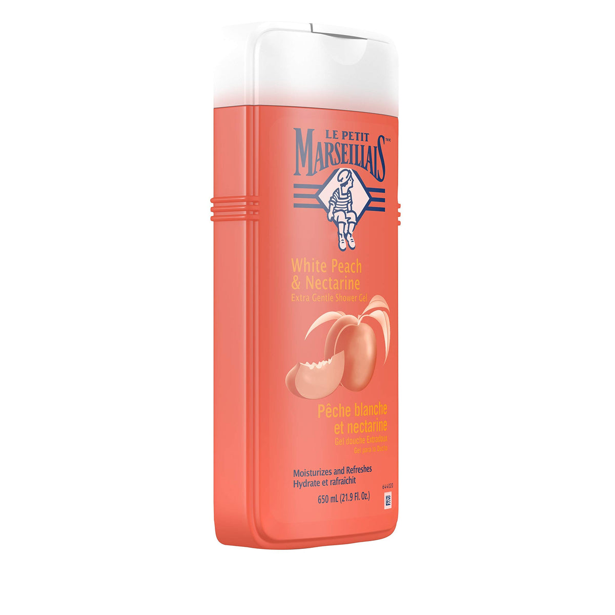 Le Petit Marseillais foam on hand demonstrating gentle lather and easy rinse