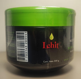 Lehit application on hair demo showing fast absorption and smoothing benefit