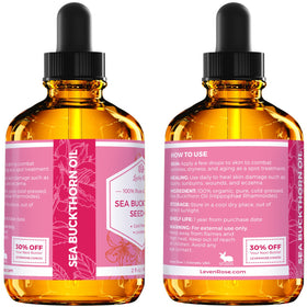 Leven Rose applying oil to cheek, demonstrates lightweight hydration