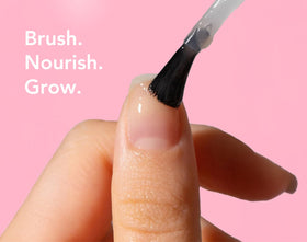 Liaison brush applicator detail demonstrating easy, precise serum application benefit
