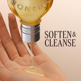 L'OCCITANE oil pouring texture illustrating easy spread and richness
